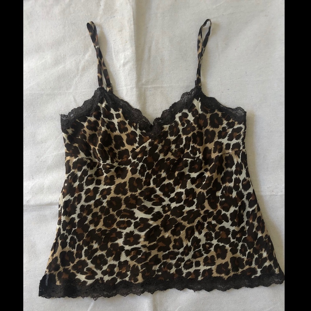Cute cheetah print top